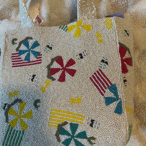 NWT Viral TikTok Beach Towel and Umbrella Tote Bag - Marshall’s + TJ Maxx - Picture 6 of 7